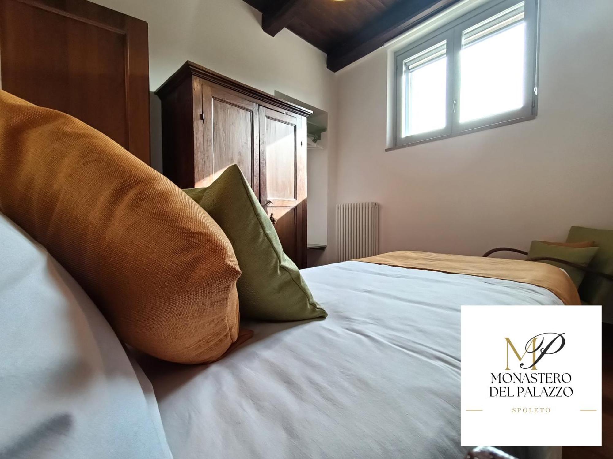Monastero Del Palazzo Casa Vacanze 斯波莱托 外观 照片