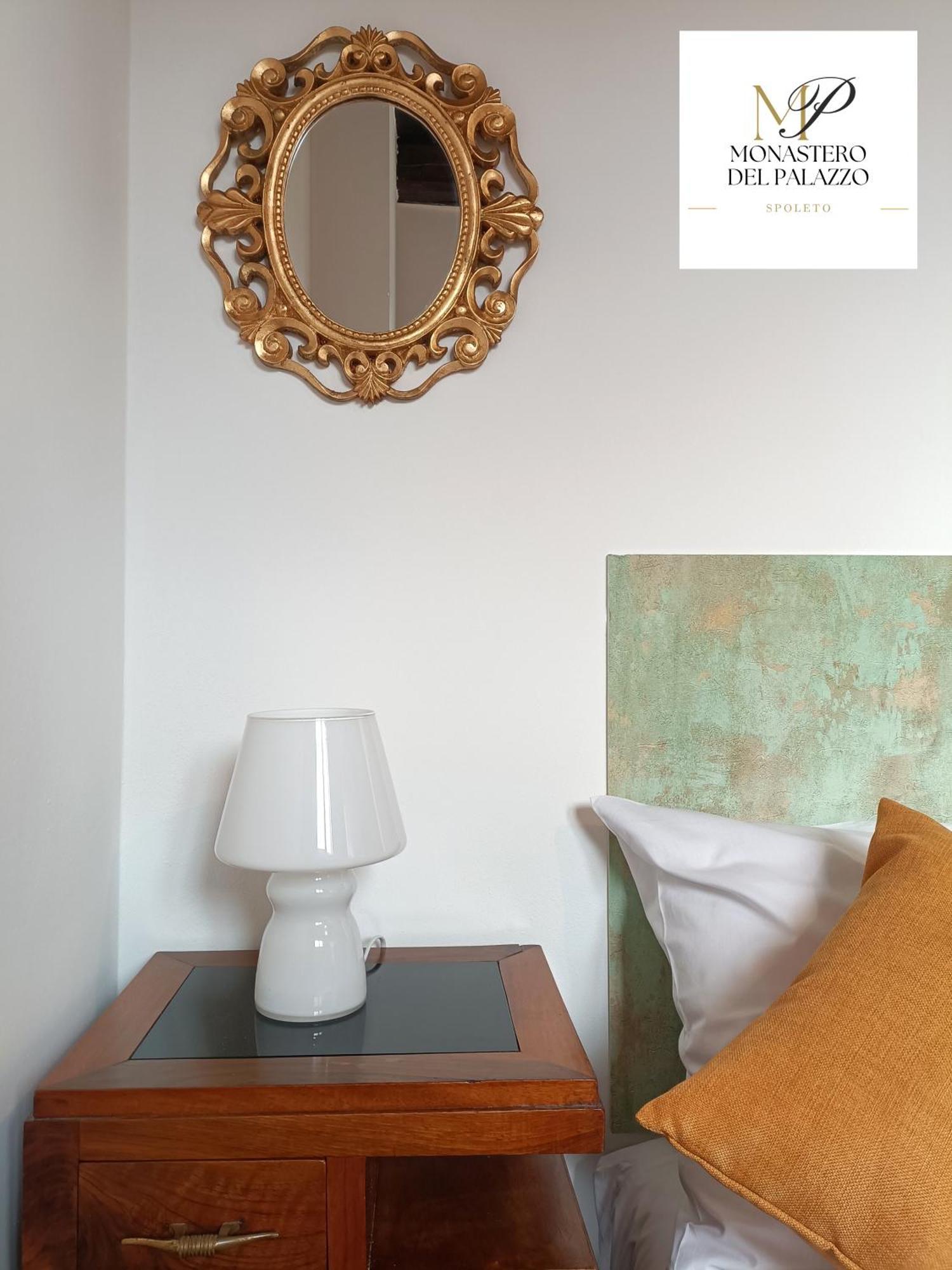 Monastero Del Palazzo Casa Vacanze 斯波莱托 外观 照片