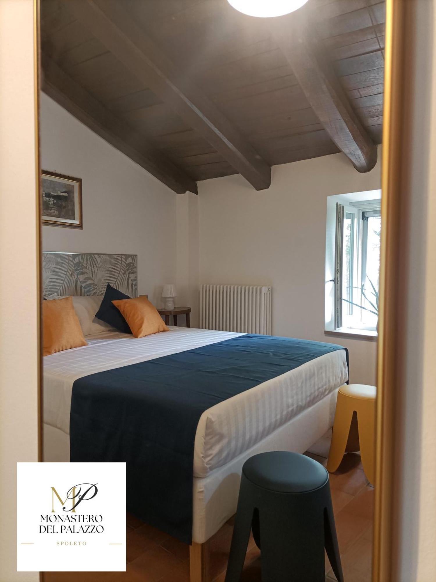 Monastero Del Palazzo Casa Vacanze 斯波莱托 外观 照片