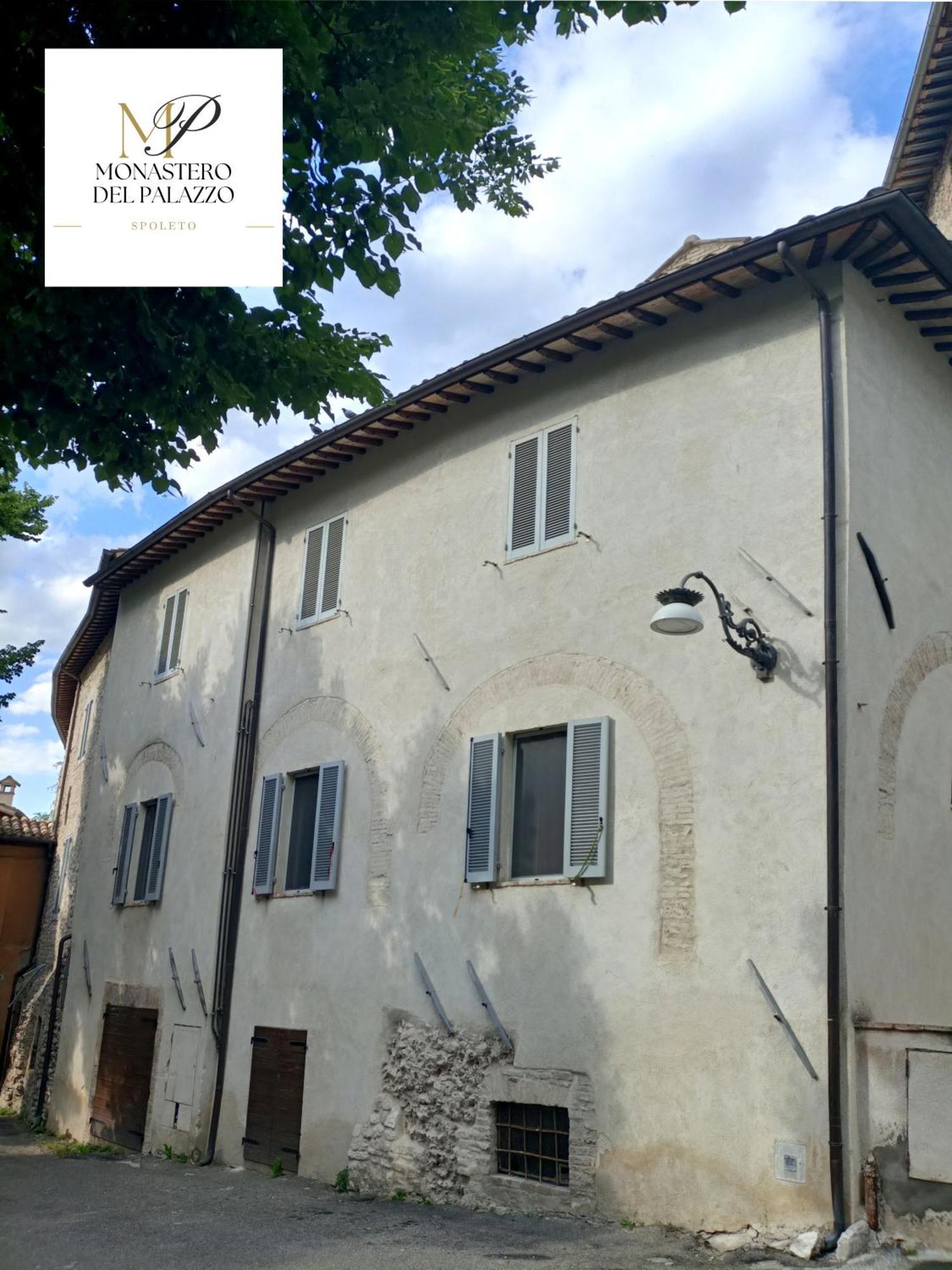 Monastero Del Palazzo Casa Vacanze 斯波莱托 外观 照片